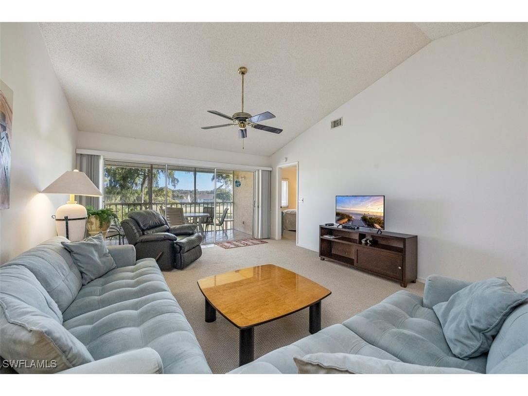 5975 Bloomfield Circle #C302 Naples FL 34112 226001266 image4