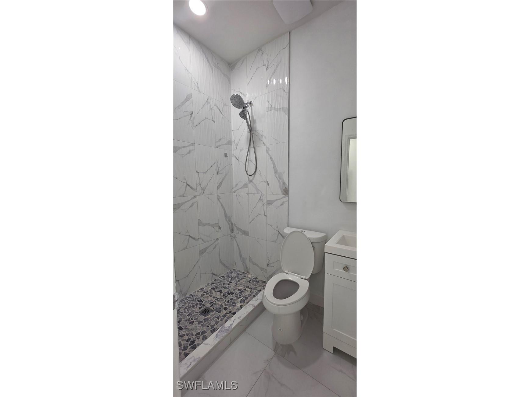 598 2nd Street SE Naples FL 34117 226005107 image35