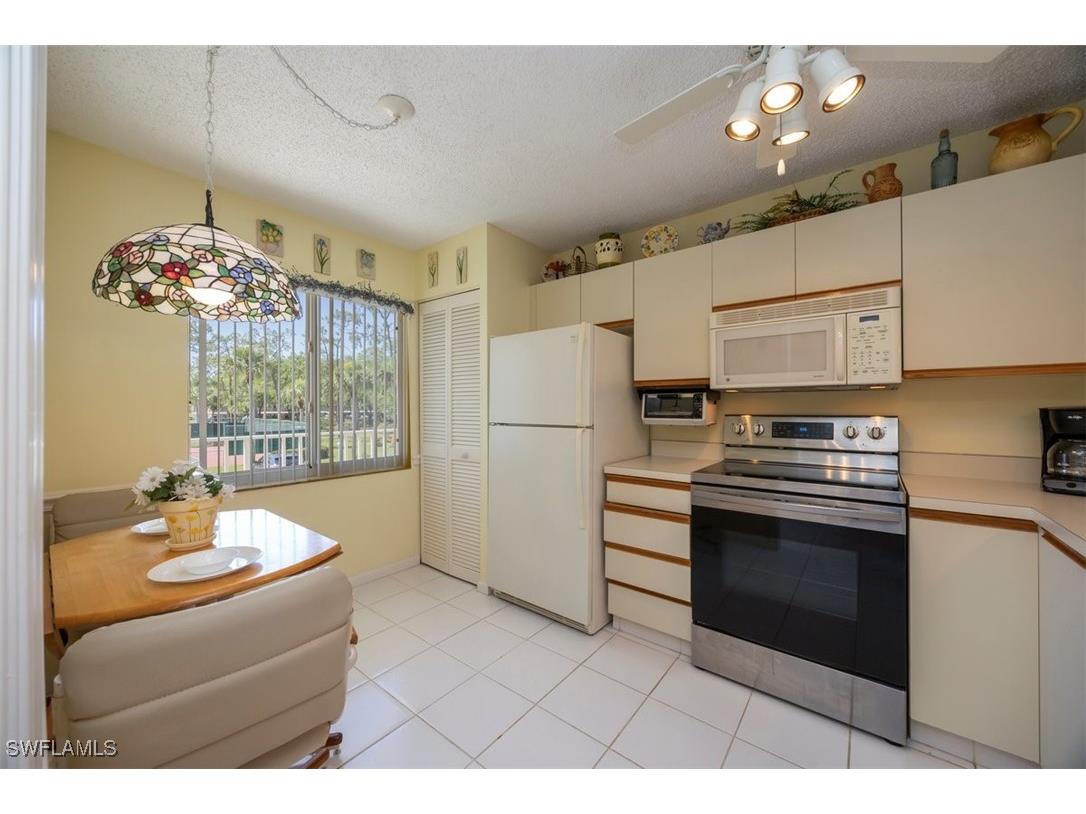 5980 Amherst Drive #D202 Naples FL 34112 225033952 image3