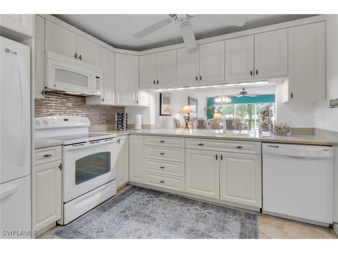 5985 Bloomfield Circle #D203 Naples FL 34112 225033971 image3