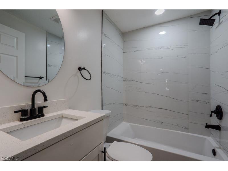 599 Carolina Avenue Fort Myers FL 33905 2026007643 image21