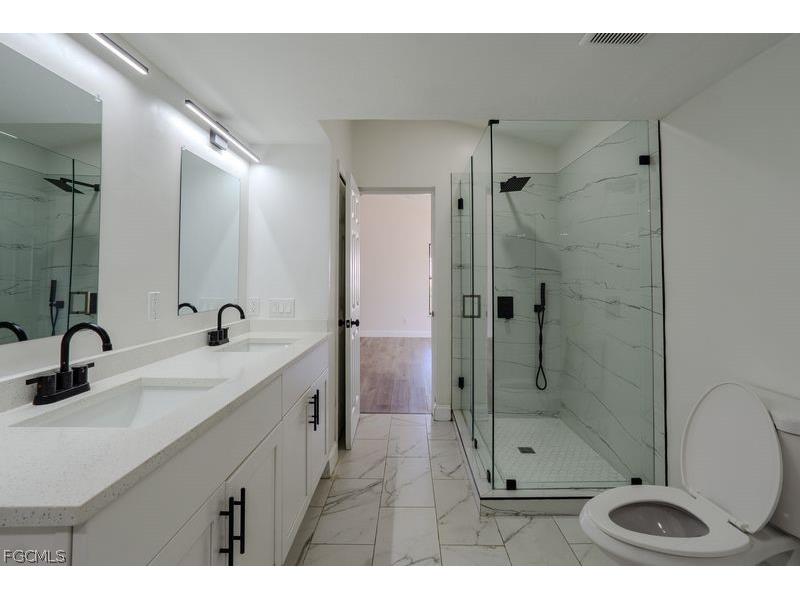 599 Carolina Avenue Fort Myers FL 33905 2026007643 image35