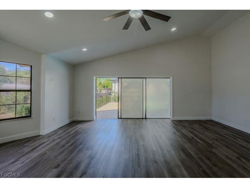 599 Carolina Avenue Fort Myers FL 33905 2026007643 image38