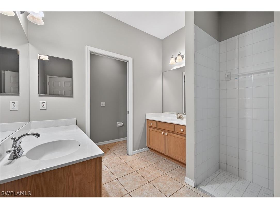 599 Crossfield Circle #35 Naples FL 34104 226011222 image17