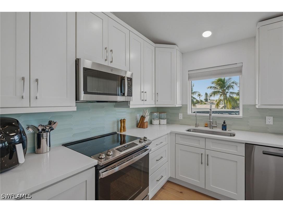 599 Goldcoast Court Marco Island FL 34145 226006844 image9