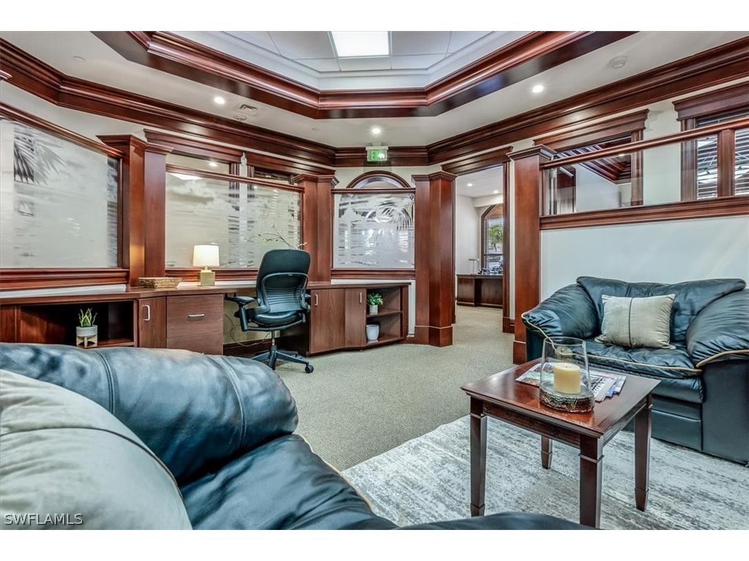 599 Tamiami Trail N #101 Naples FL 34102 226005343 image13