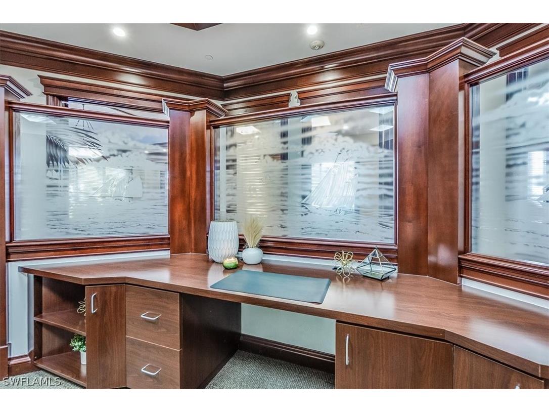 599 Tamiami Trail N #101 Naples FL 34102 226005343 image16