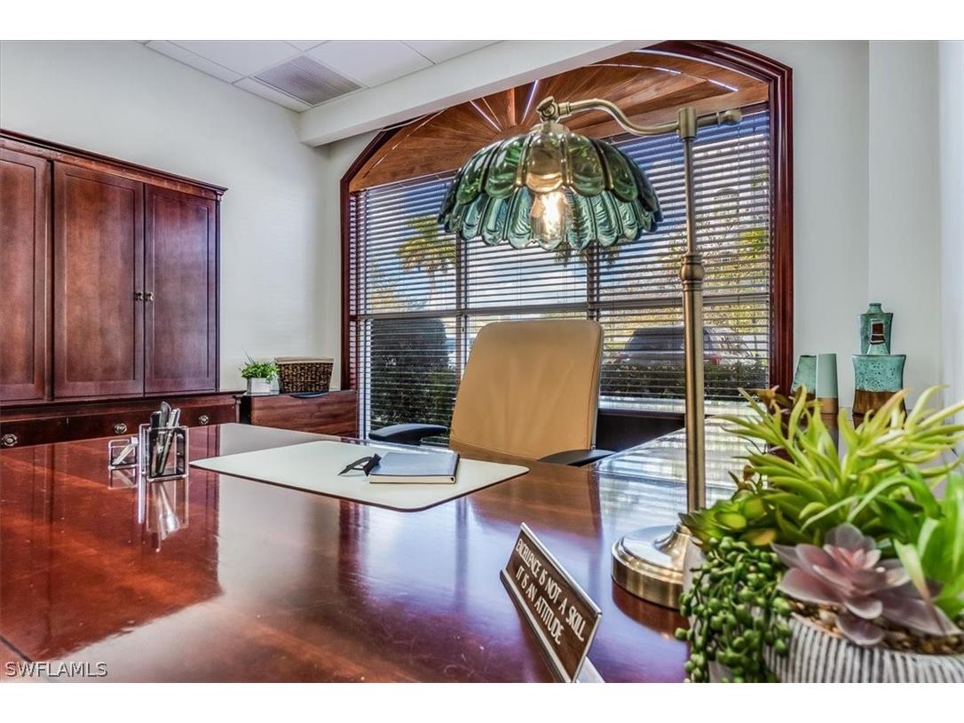 599 Tamiami Trail N #101 Naples FL 34102 226005343 image23