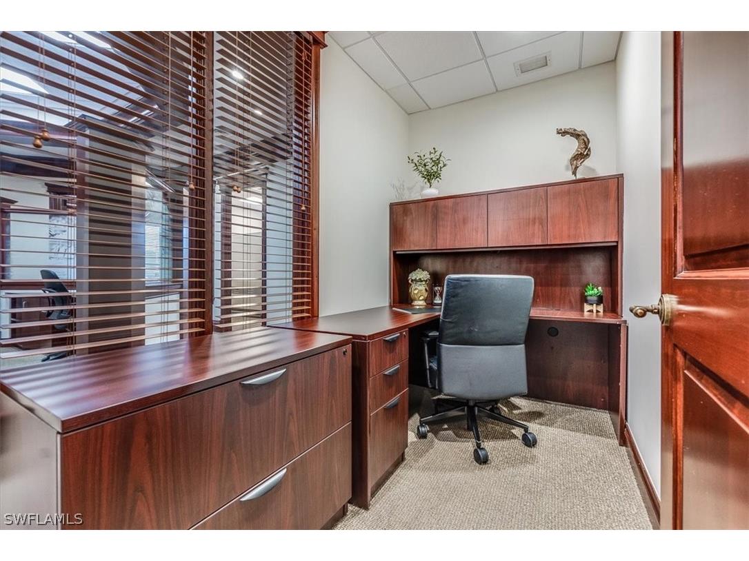 599 Tamiami Trail N #101 Naples FL 34102 226005343 image29