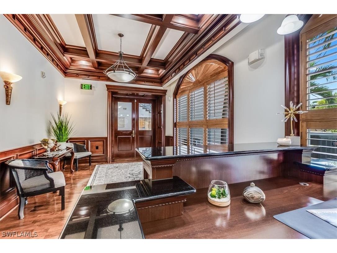 599 Tamiami Trail N #101 Naples FL 34102 226005343 image31
