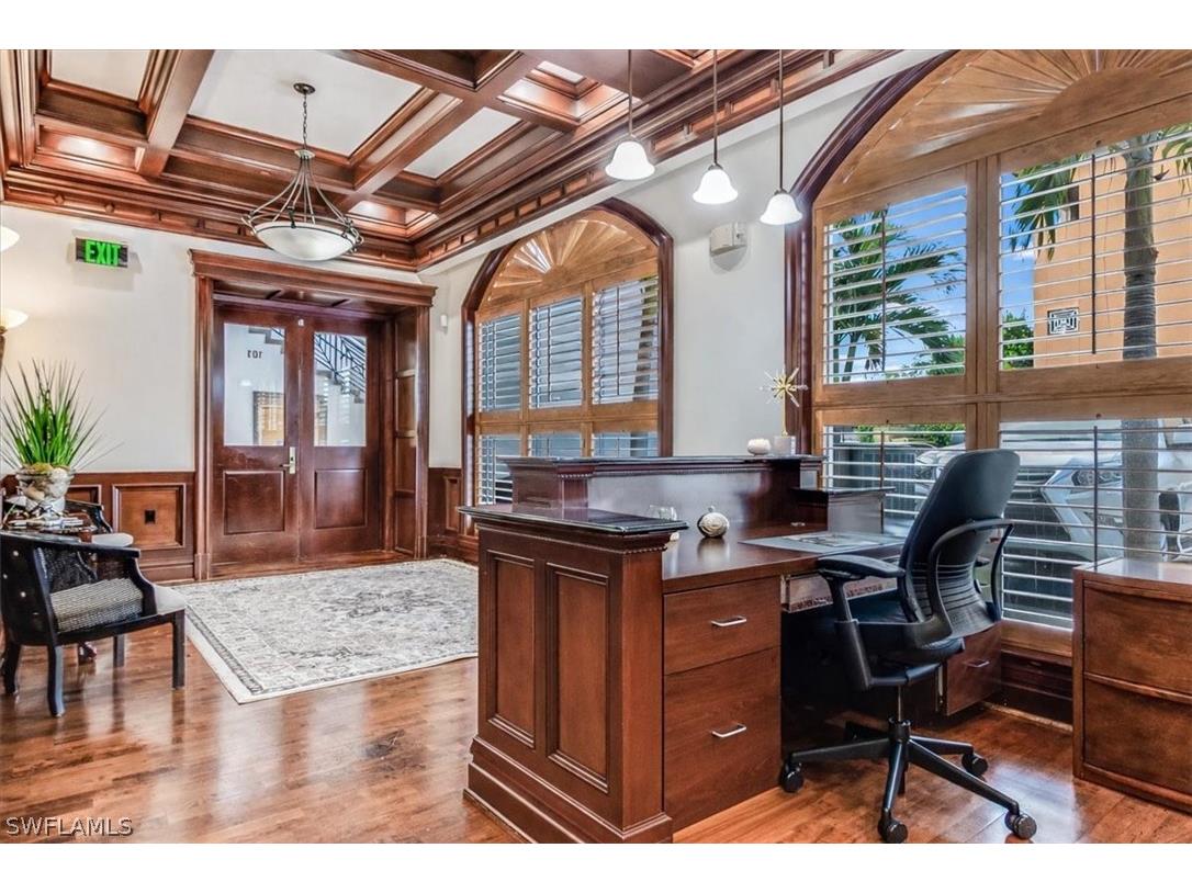 599 Tamiami Trail N #101 Naples FL 34102 226005343 image34
