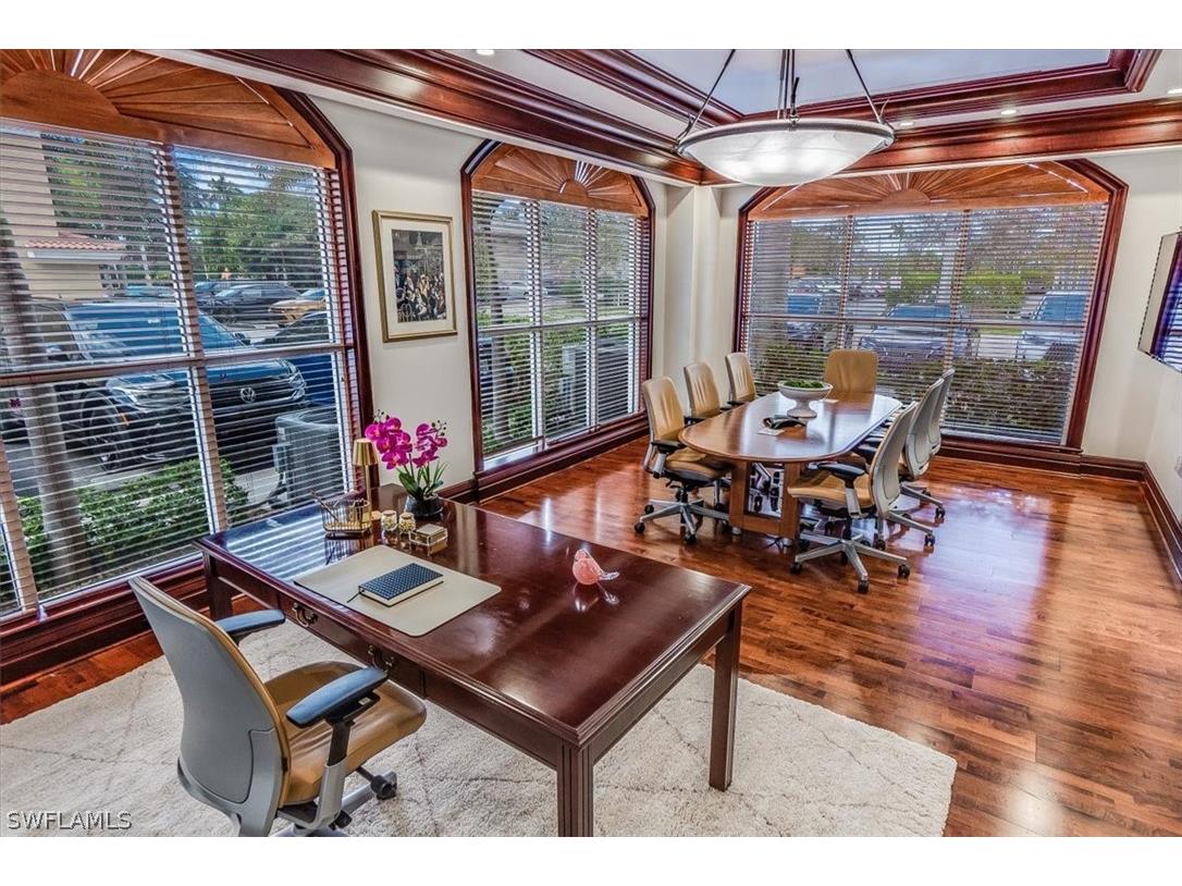 599 Tamiami Trail N #101 Naples FL 34102 226005343 image9