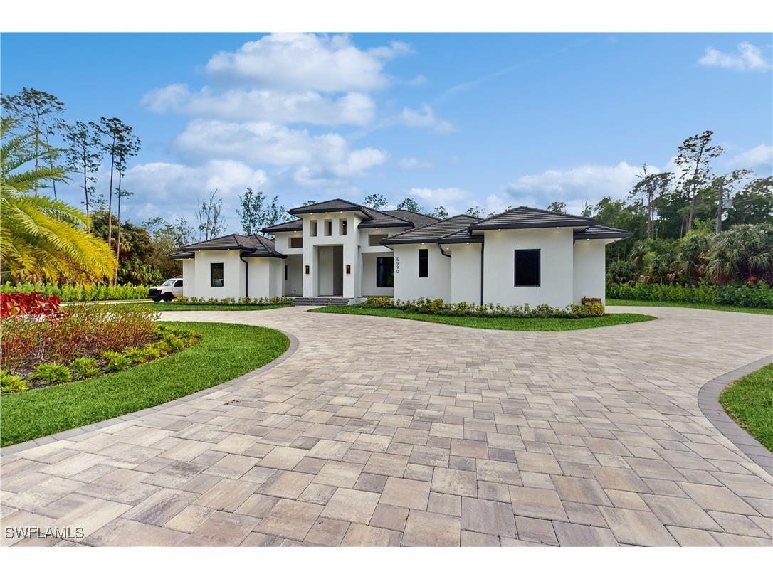 5990 English Oaks Lane Naples FL 34119 225005742 image1