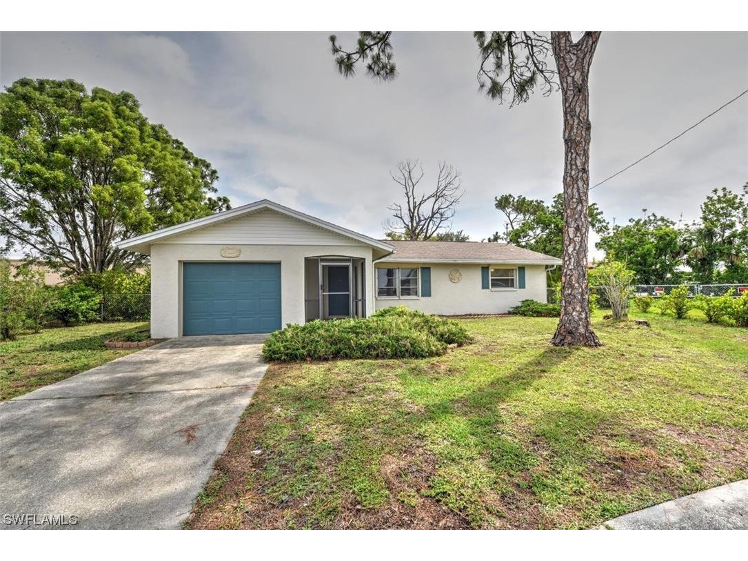 5997 Poetry Court North Fort Myers FL 33903 223040502 image1