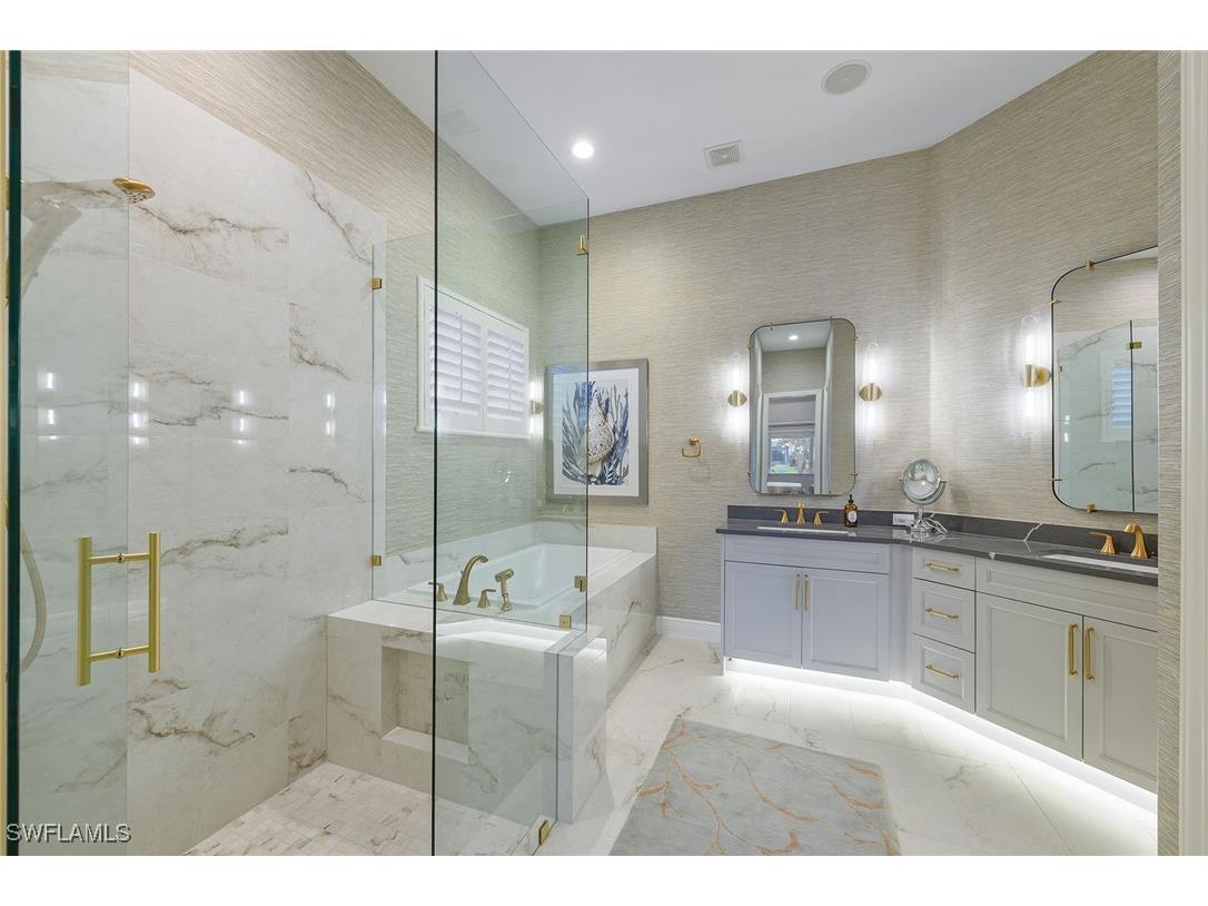 5999 Hammock Isles Circle Naples FL 34119 225068459 image10