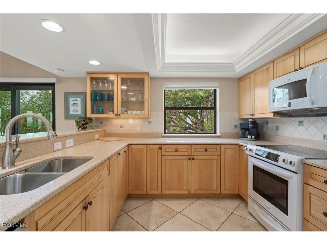 6 Beach Homes Captiva FL 33924 2026002502 image13