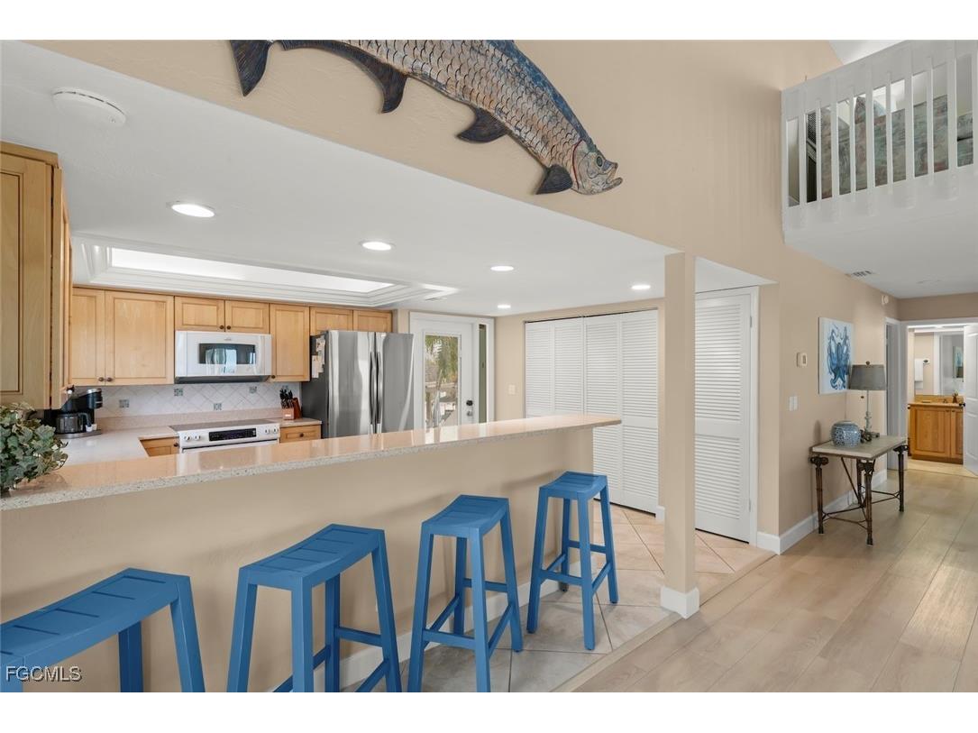6 Beach Homes Captiva FL 33924 2026002502 image15