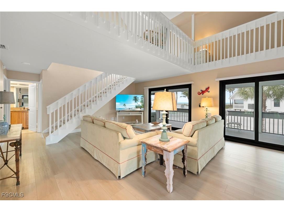 6 Beach Homes Captiva FL 33924 2026002502 image16