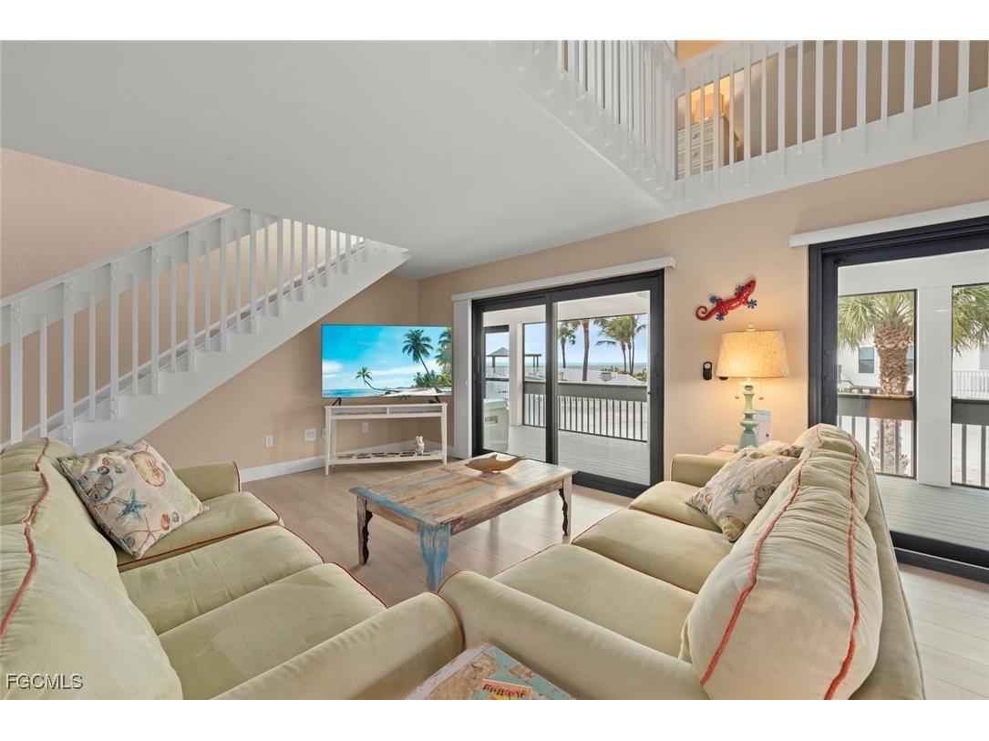 6 Beach Homes Captiva FL 33924 2026002502 image17