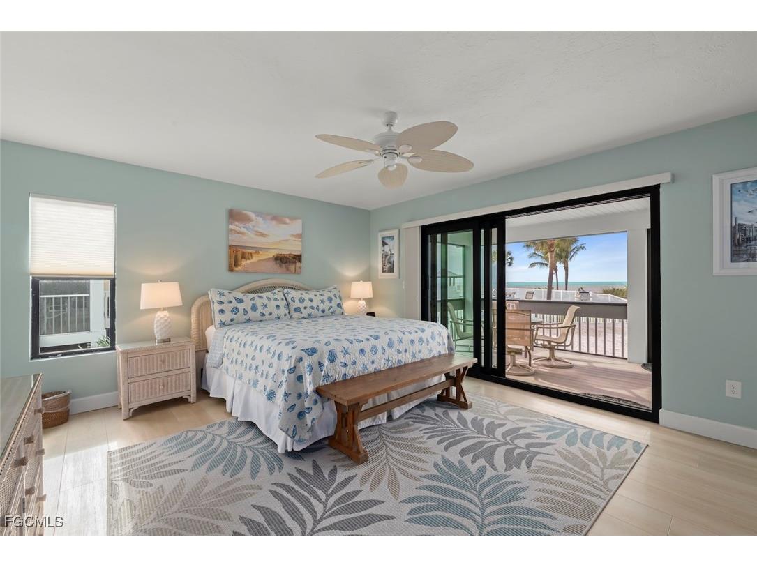 6 Beach Homes Captiva FL 33924 2026002502 image23