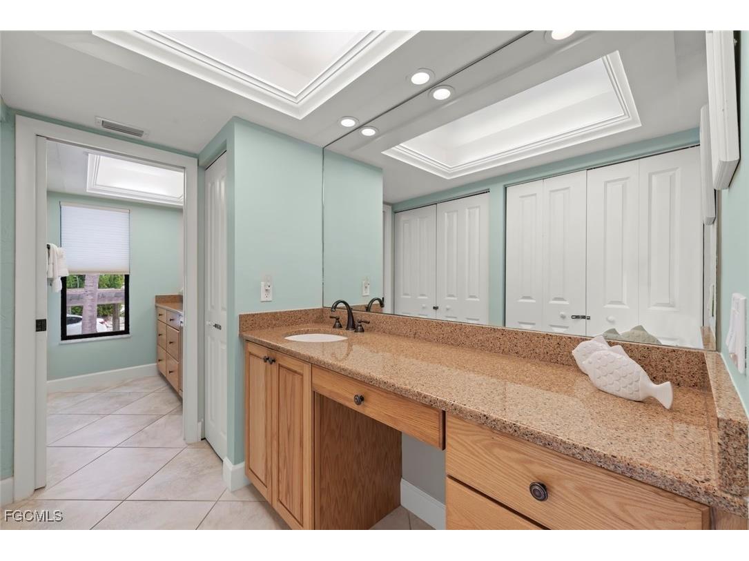 6 Beach Homes Captiva FL 33924 2026002502 image26