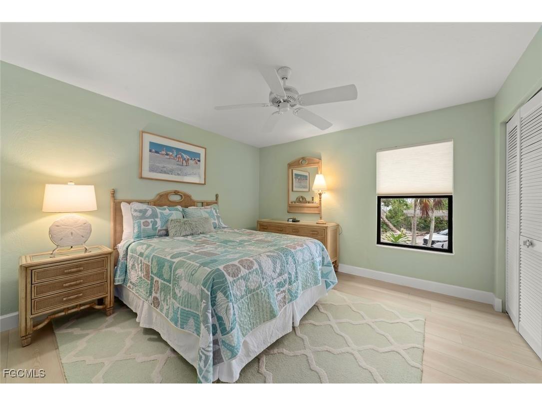 6 Beach Homes Captiva FL 33924 2026002502 image27