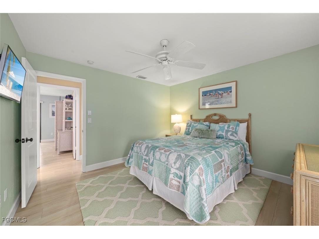 6 Beach Homes Captiva FL 33924 2026002502 image28