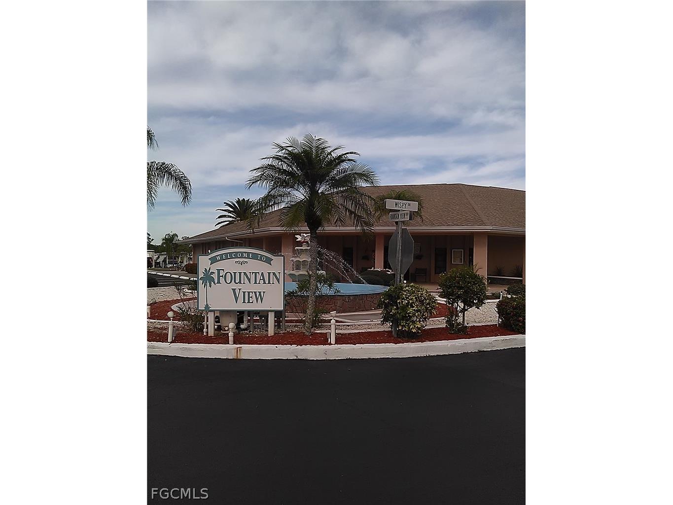 6 Fountain View Boulevard North Fort Myers FL 33903 2026011820 image3