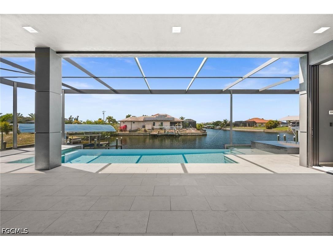 6 NW 32nd Place Cape Coral FL 33993 2026014861 image4
