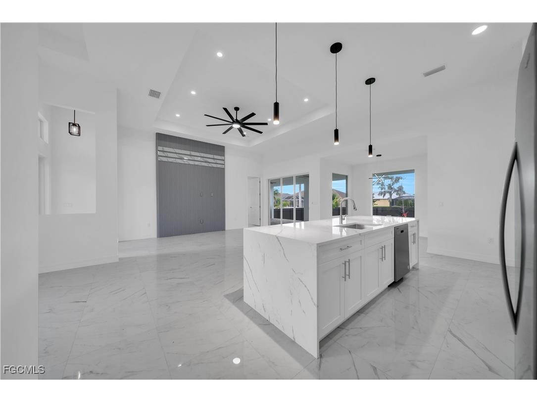 6 SW 37th Avenue Cape Coral FL 33991 2025000215 image19