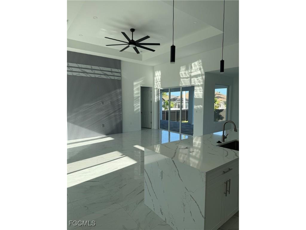 6 SW 37th Avenue Cape Coral FL 33991 2025000215 image3