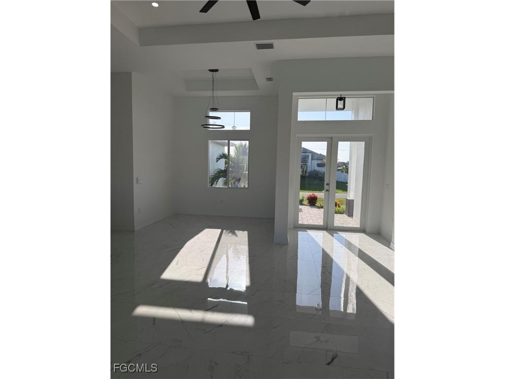 6 SW 37th Avenue Cape Coral FL 33991 2025000215 image6