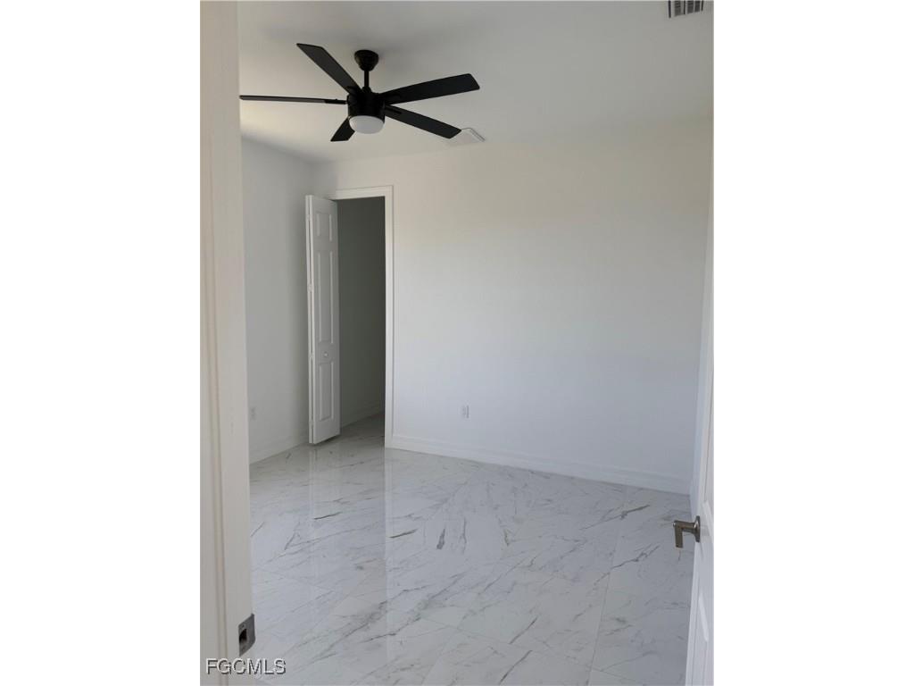 6 SW 37th Avenue Cape Coral FL 33991 2025000215 image9