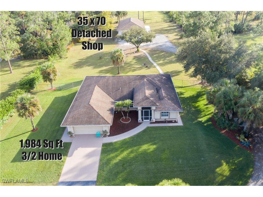 60 25th Avenue NW Naples FL 34120 225079326 image1