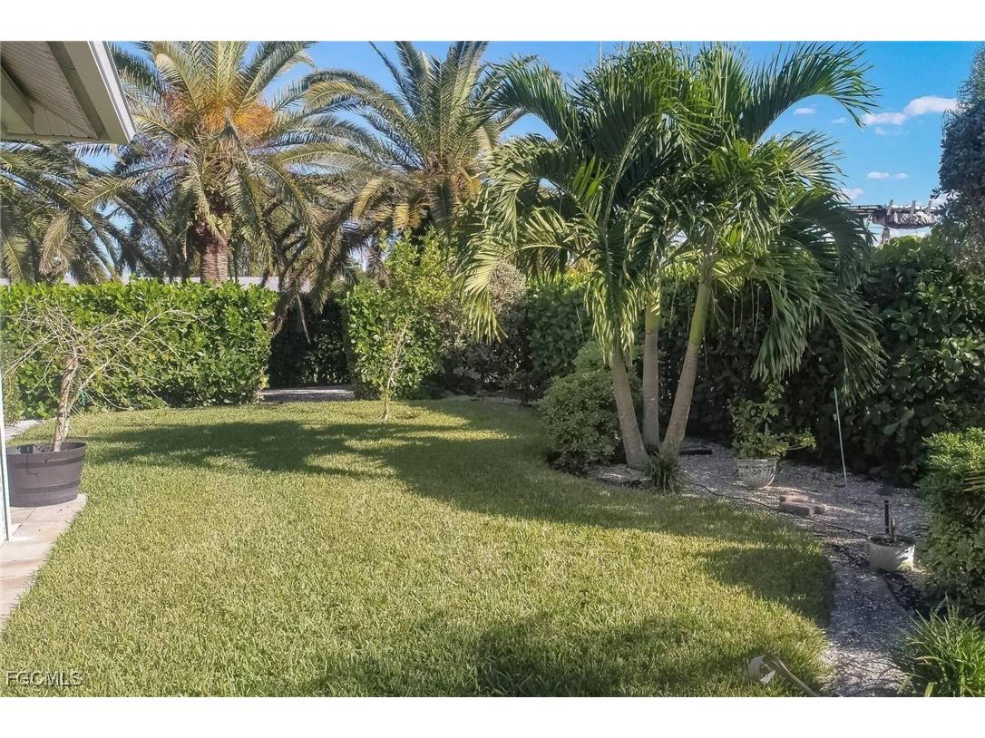 60 4th Street Bonita Springs FL 34134 2025023812 image5