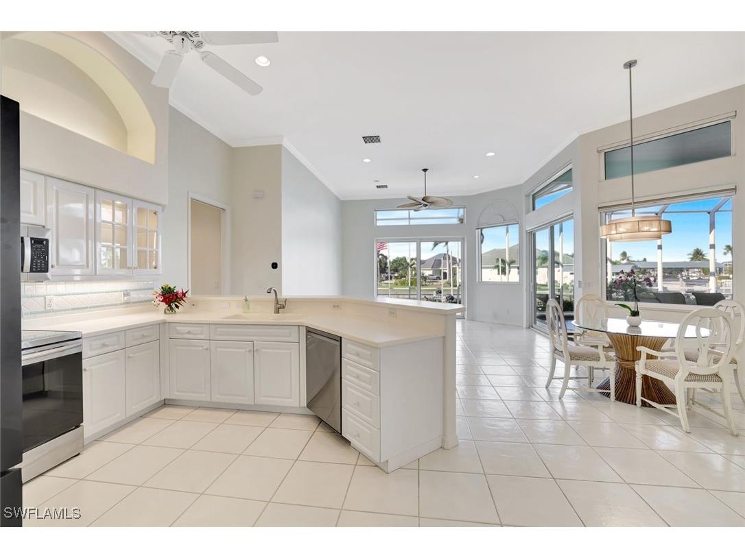 60 Anchor Court Marco Island FL 34145 226003402 image12