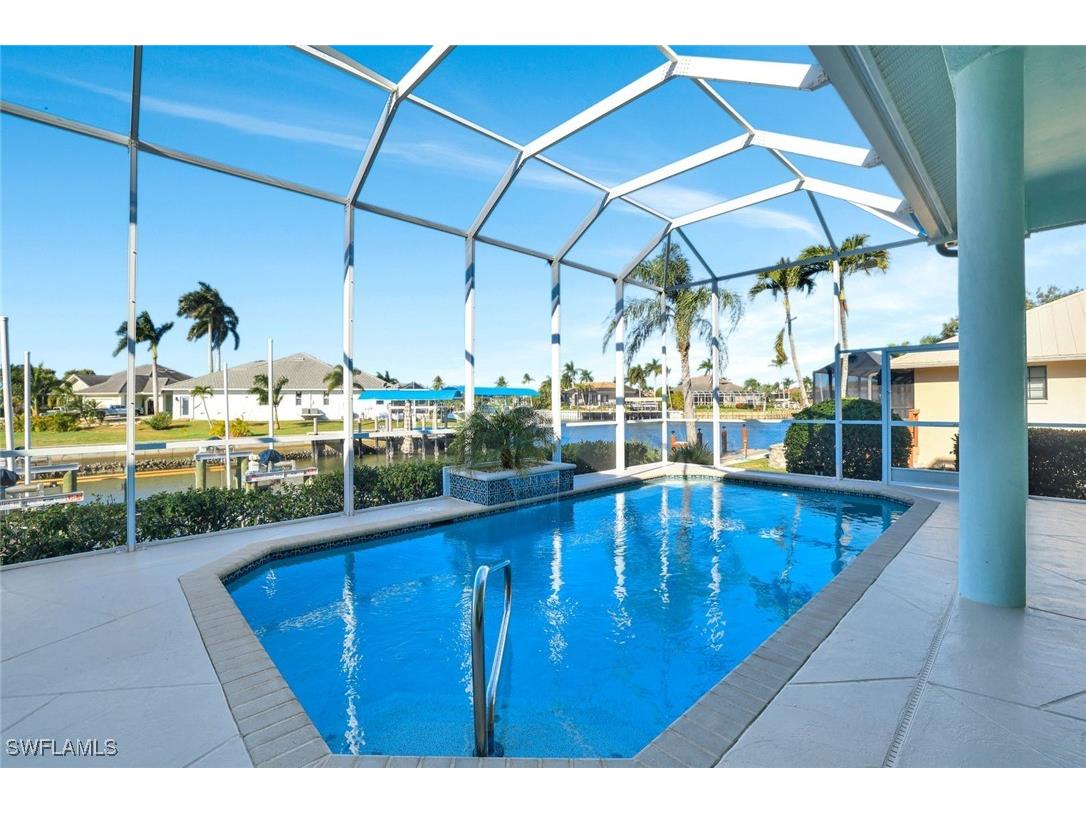 60 Anchor Court Marco Island FL 34145 226003402 image2