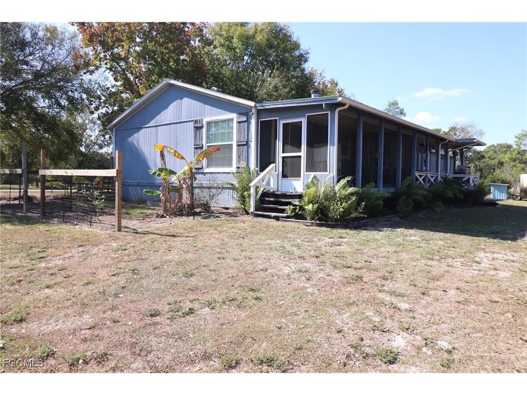 60 Cannon Court Venus FL 33960 2025022719 image5