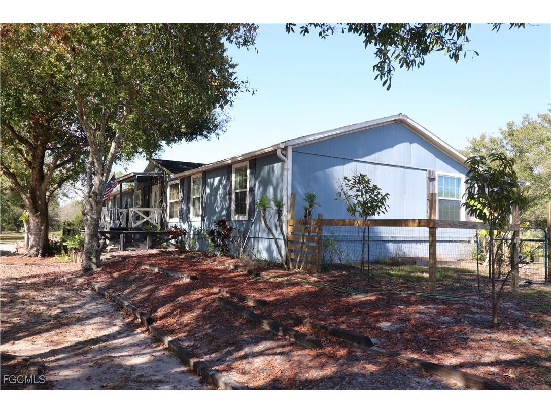 60 Cannon Court Venus FL 33960 2025022719 image6