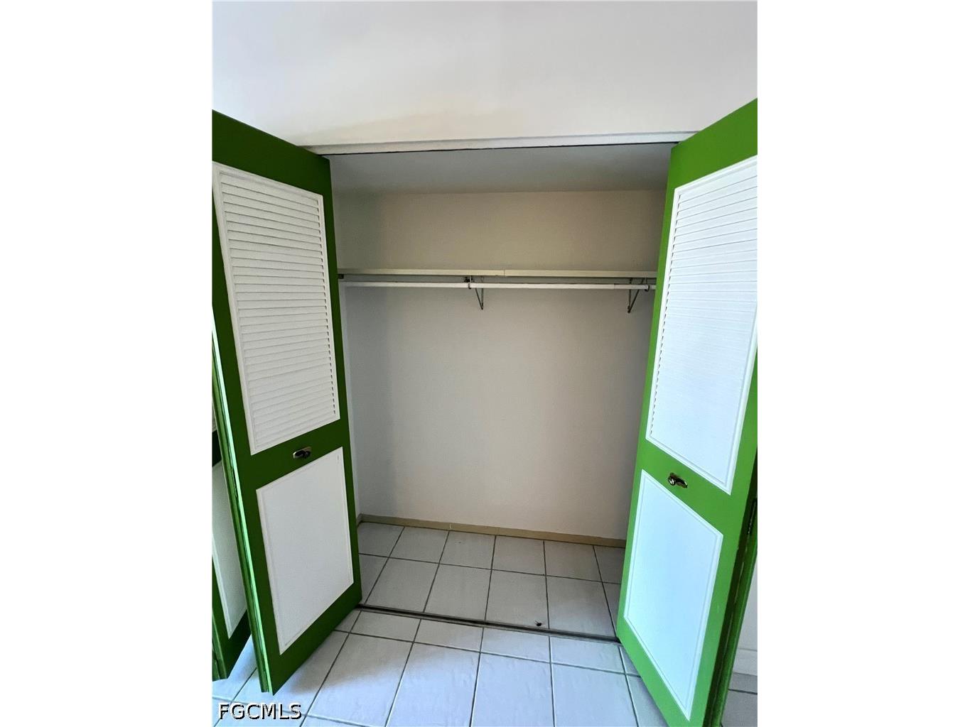 60 Pelican Street W #202 Naples FL 34113 2026021450 image15