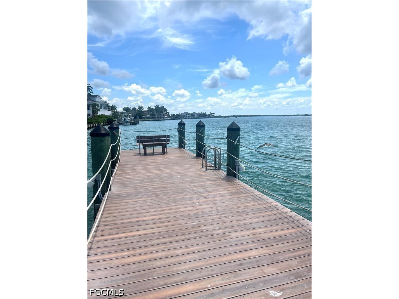 60 Pelican Street W #202 Naples FL 34113 2026021450 image18