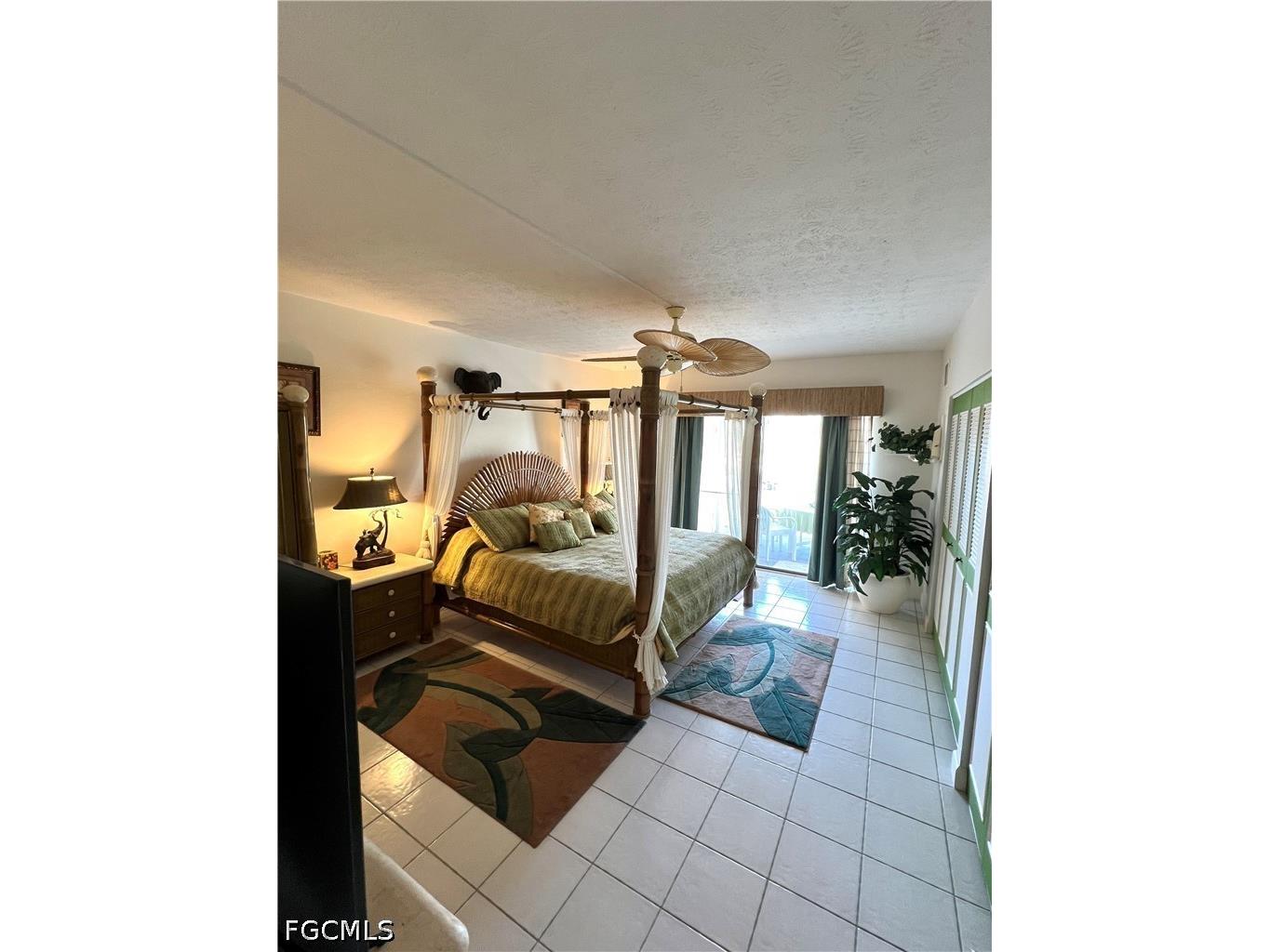 60 Pelican Street W #202 Naples FL 34113 2026021450 image7