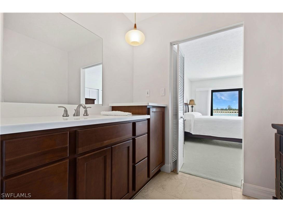 60 Pelican Street W #206 Naples FL 34113 226011183 image12