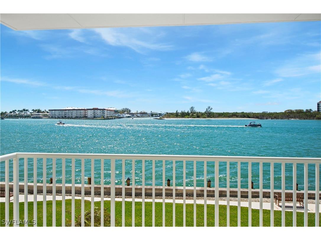 60 Pelican Street W #206 Naples FL 34113 226011183 image14