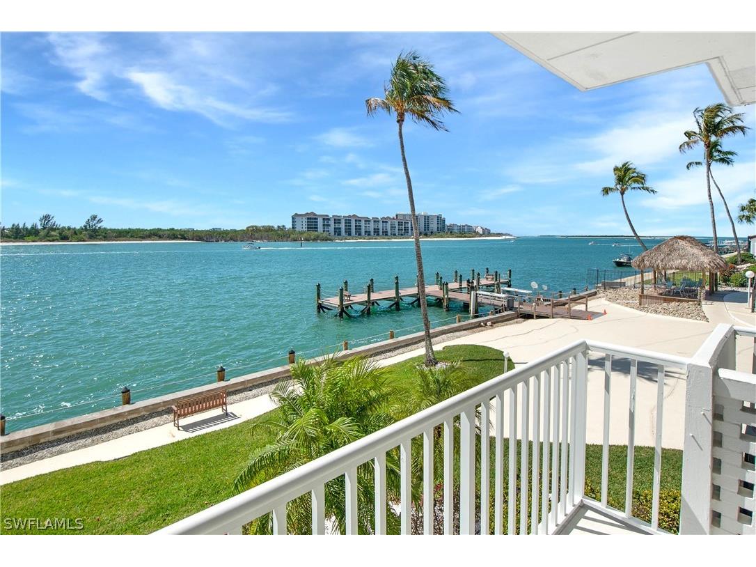 60 Pelican Street W #206 Naples FL 34113 226011183 image5