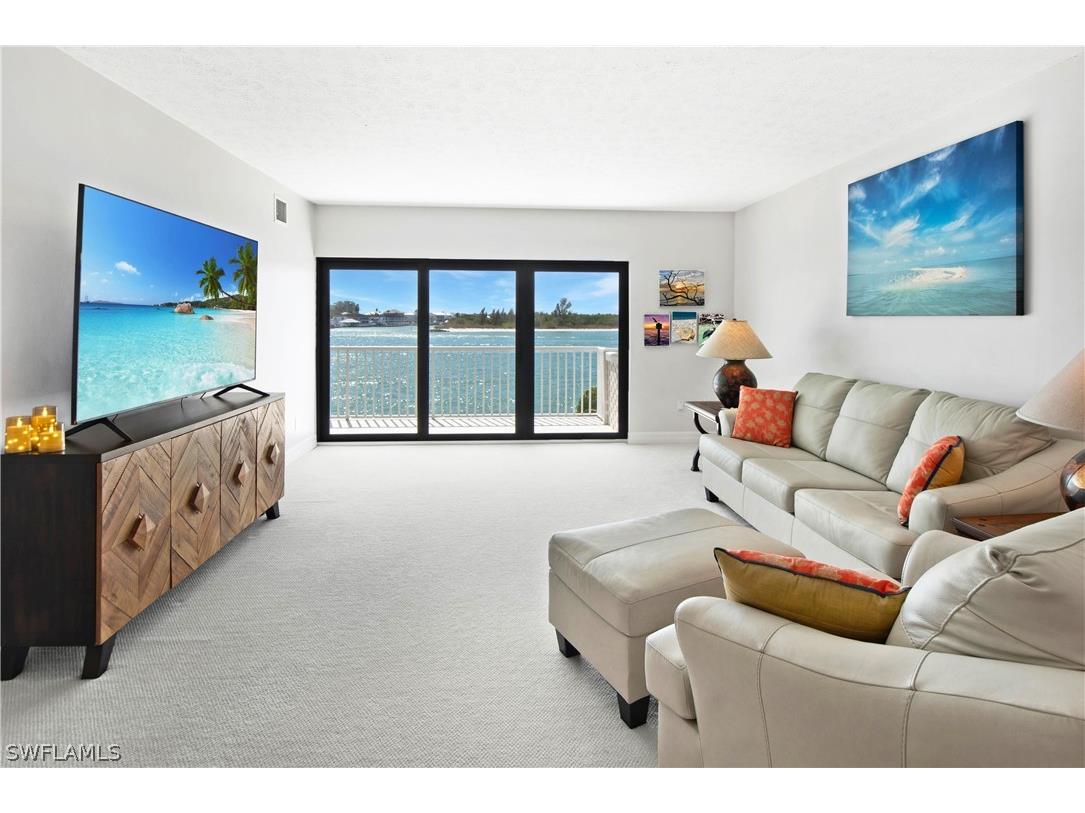 60 Pelican Street W #206 Naples FL 34113 226011183 image6