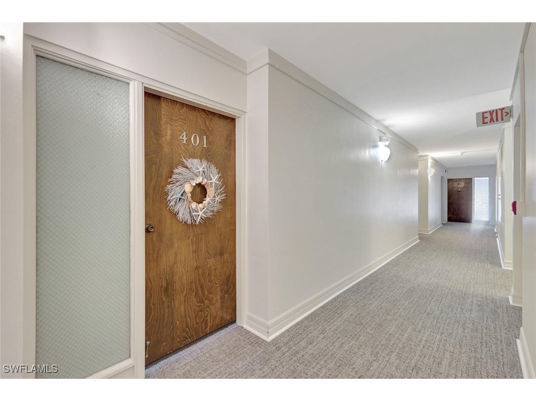 60 Pelican Street W #401 Naples FL 34113 225084408 image5