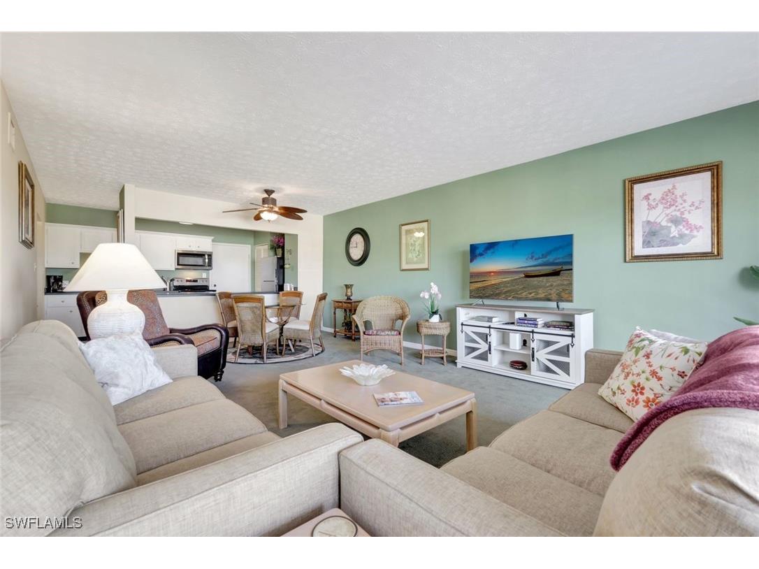 60 Pelican Street W #401 Naples FL 34113 225084408 image8