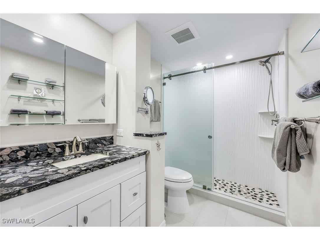 60 Pelican Street W #407 Naples FL 34113 225075464 image14