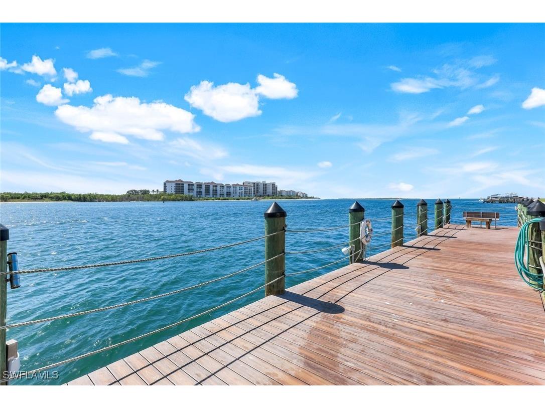 60 Pelican Street W #407 Naples FL 34113 225075464 image21